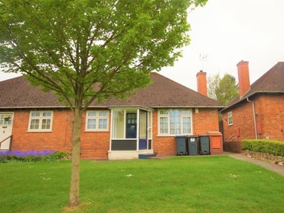 Bungalow to rent in Griffins Brook Lane, Bournville, Birmingham B30