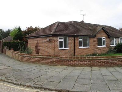 Detached bungalow to rent in 1 Chaucer Close, Canterbury, Kent CT1