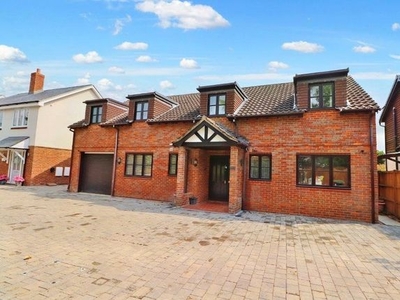 Detached house to rent in Alexandra Road, Chipperfield, Kings Langley WD4