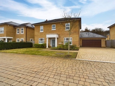 Detached house to rent in Grange Walk, Littlewick Green, Maidenhead, Berkshire SL6