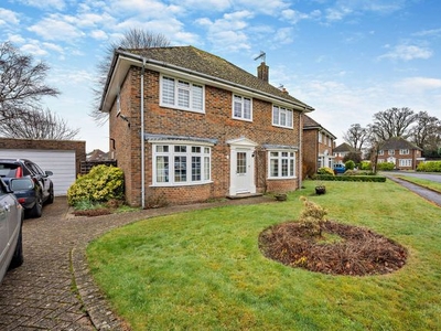 Detached house to rent in Haven Gardens, Crawley Down RH10