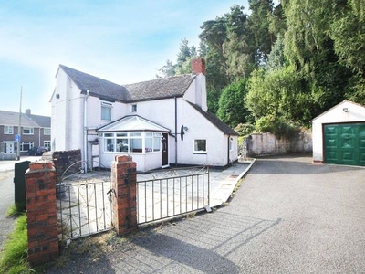 Detached house to rent in New Road, Dawley, Telford, Shropshire TF4