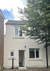 End terrace house to rent in Newcastle Terrace, Framwellgate Moor, Durham DH1