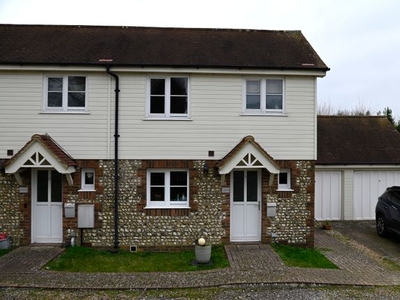 End terrace house to rent in Newhaven Road, Lewes BN7