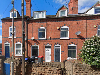 End terrace house to rent in Watnall Road, Hucknall, Nottingham NG15