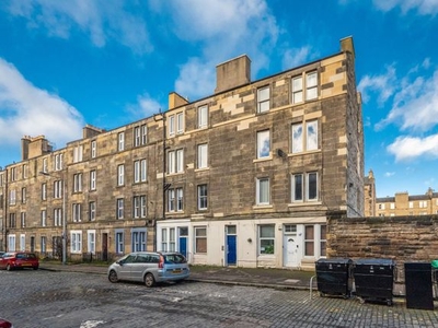 Flat for sale in 19/11 Springwell Place, Dalry, Edinburgh EH11