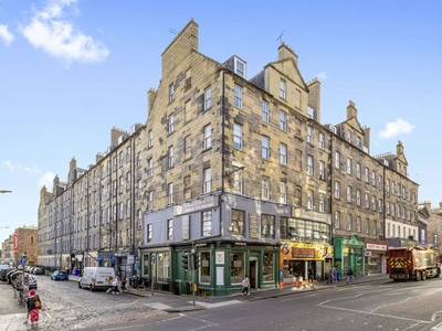 Flat for sale in 2F2, 6 Drummond Street, Old Town, Edinburgh EH8