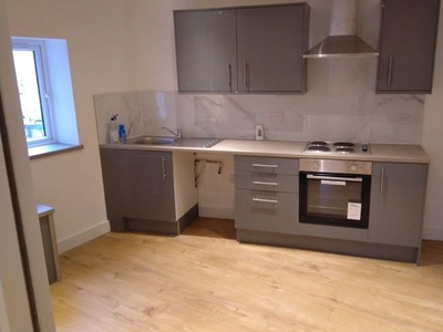 Flat to rent in Abbey Street, City Centre, Nuneaton CV11