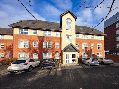 Flat to rent in Charles Place, 246 Kings Road, Reading, Berkshire RG1