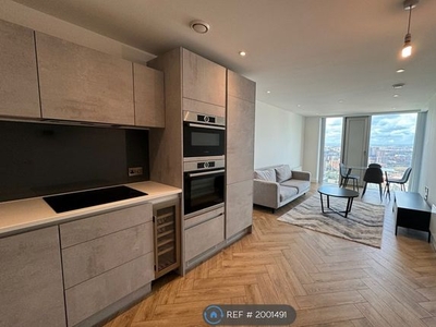 Flat to rent in Elizabeth Tower, Manchester M15
