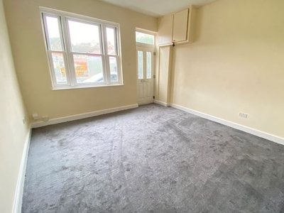 Flat to rent in Hall Croft, Shepshed, Loughborough LE12