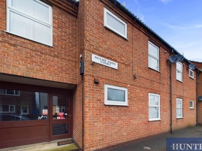 Flat to rent in High Street, Flamborough, Bridlington YO15