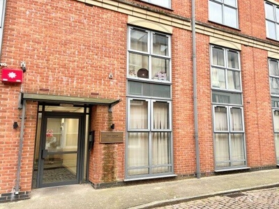 Flat to rent in Ristes Place, Nottingham NG1