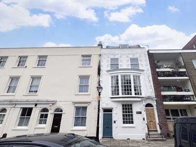 Flat to rent in St. Georges Square, Portsmouth PO1
