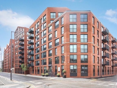Flat to rent in The Colmore, Snow Hill Wharf, Shadwell Street, Birmingham B4