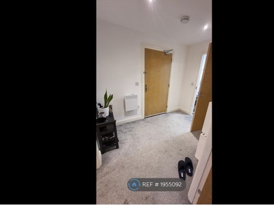 Flat to rent in Whitchurch Lane, Bristol BS14