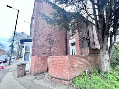 Property to rent in Beeston Road, Dunkirk, Nottingham NG7