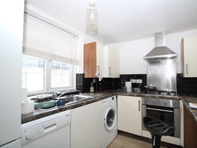 Property to rent in Cobblestone Place, Croydon CR0