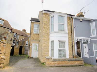 Property to rent in Meyrick Road, Sheerness ME12