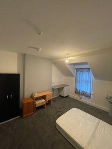 Room to rent in Balby Road, Doncaster DN4