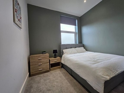 Room to rent in Room 2, 53 Bentley Road, Bentley, Doncaster DN5