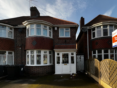 Semi-detached house to rent in Lulworth Road, Birmingham B28