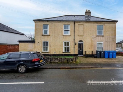 Semi-detached house to rent in Wellington Road, Norwich NR2