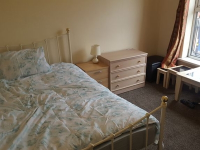 Shared accommodation to rent in Golden Hillock Road, Sparkbrook, Birmingham B11