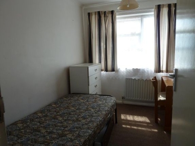 Shared accommodation to rent in Long Meadow Way, Canterbury, Kent CT2