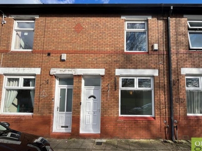 Terraced house to rent in Broadfield Road, Stockport SK5