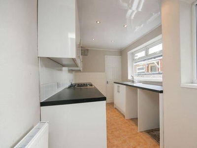 Terraced house to rent in Lily Street, Wolstanton, Newcastle-Under-Lyme ST5