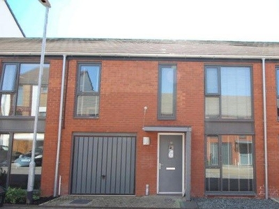 Terraced house to rent in Moccasin Way, Street BA16