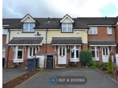 Terraced house to rent in Westwood Drive, Rednal, Birmingham B45