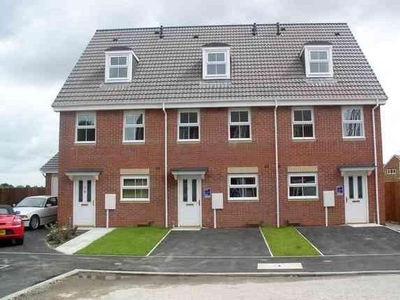 Town house to rent in Heather Gardens, North Hykeham, Lincoln LN6
