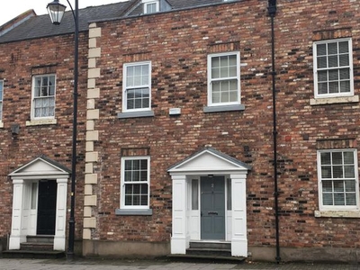 Town house to rent in White Hall Court, Welsh Row, Nantwich CW5