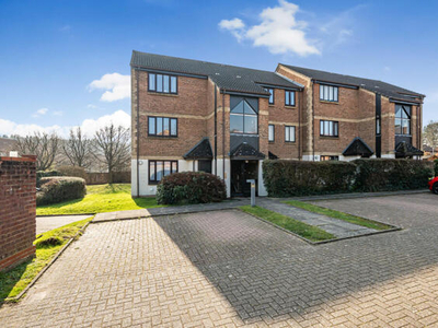1 Bedroom Apartment For Sale In Bracknell