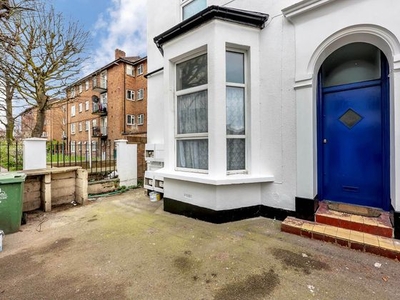 1 bedroom flat for sale London, E10 5EP