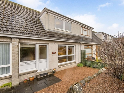 2 bed terraced house for sale in St Andrews