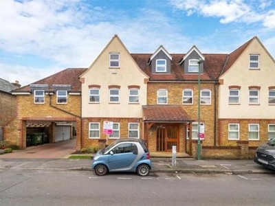 2 bedroom accessible apartment for sale Sutton, SM1 4NB