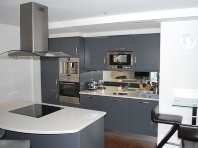 2 bedroom apartment to rent Canary Wharf, E16 1BL