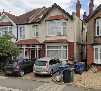 2 bedroom flat to rent Middlesex, HA1 1RE