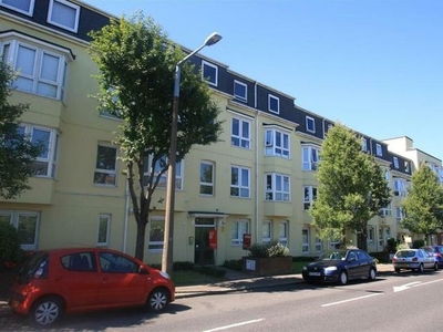 2 bedroom flat to rent Southend-on-sea, SS0 8HE