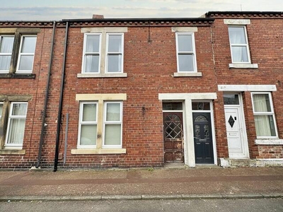 2 Bedroom Ground Floor Flat For Sale In Gateshead, Tyne And Wear