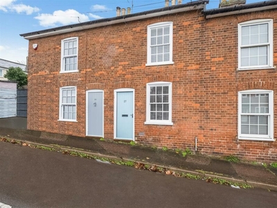 2 bedroom house for sale in Mill Road South, Bury St. Edmunds, IP33