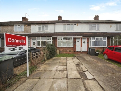 2 bedroom terraced house for sale in Chesford Road, Luton, LU2