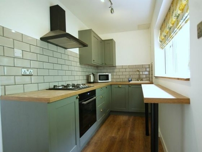 2 bedroom terraced house to rent Exeter, EX4 4BP