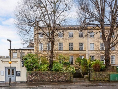 3 bedroom apartment for sale in Rodney Place | Clifton, BS8