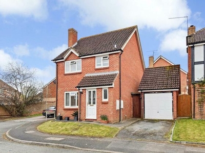 3 bedroom detached house for sale Reading, RG6 3BS