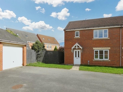 3 bedroom end of terrace house for sale in Greenrigg Place, Earsdon View, NE27
