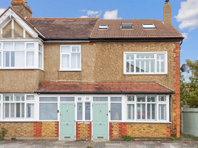 3 Bedroom End Of Terrace House For Sale In Sutton, Surrey